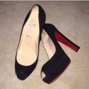❣️❣️Louboutin ❣️❣️